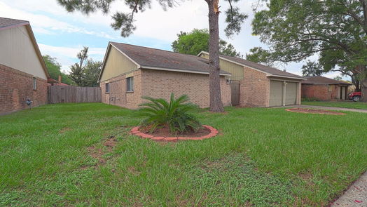 Houston 1-story, 3-bed 3438 Sandbrook Drive-idx