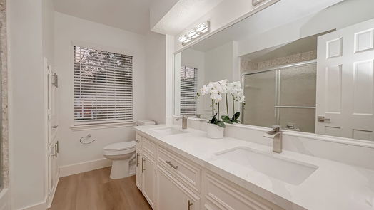 Houston 2-story, 7-bed 5902 Templegate Drive-idx