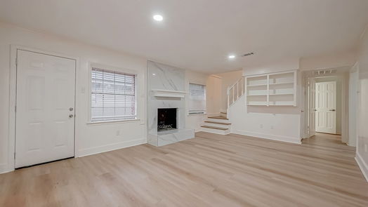 Houston 2-story, 7-bed 5902 Templegate Drive-idx