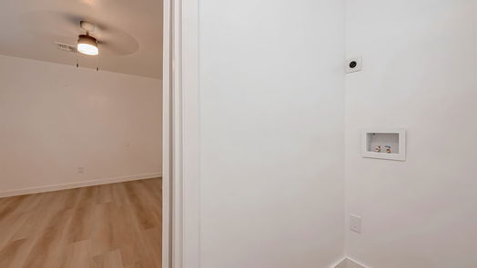 Houston 2-story, 7-bed 5902 Templegate Drive-idx