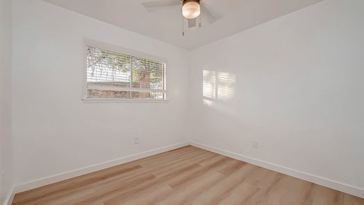 Houston 2-story, 7-bed 5902 Templegate Drive-idx