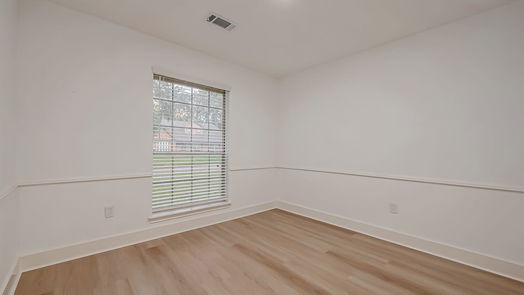Houston 2-story, 7-bed 5902 Templegate Drive-idx