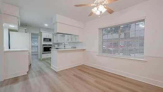 Houston 2-story, 7-bed 5902 Templegate Drive-idx
