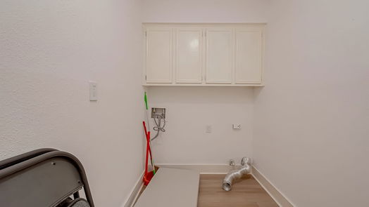 Houston 2-story, 7-bed 5902 Templegate Drive-idx