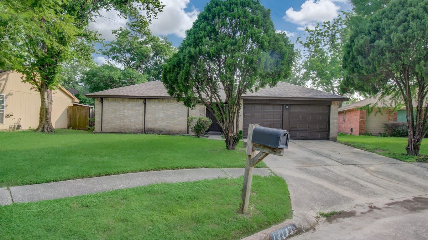 Houston 1-story, 3-bed 14147 Magnolia Springs Drive-idx