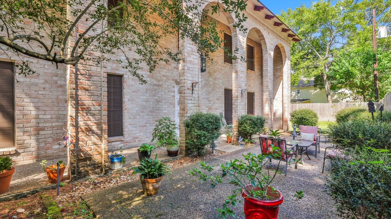 Houston 2-story, 4-bed 5310 Pebble Springs Drive-idx