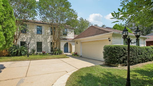 Houston 2-story, 4-bed 4910 Brooklawn Drive-idx