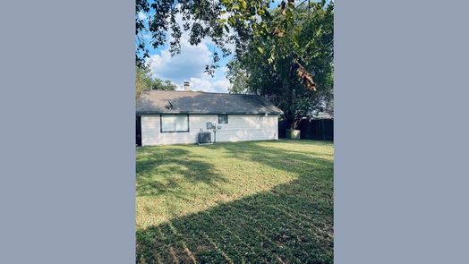 Houston 1-story, 1-bed 11607 Antoine Drive-idx