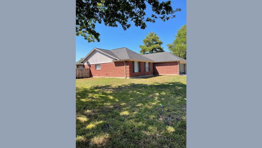 Houston 1-story, 4-bed 2423 Golden Pass-idx