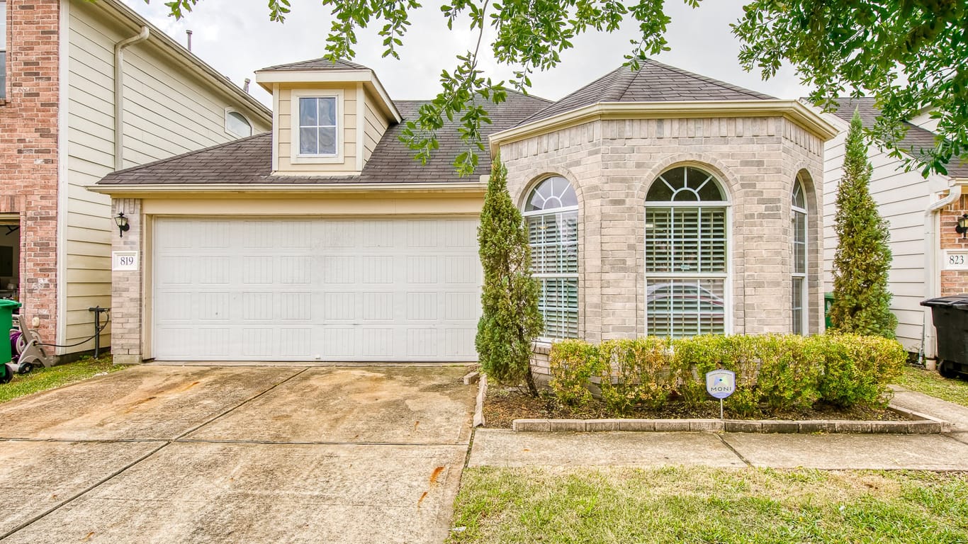 Houston 1-story, 3-bed 819 Forest Thicket Lane-idx