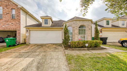 Houston 1-story, 3-bed 819 Forest Thicket Lane-idx