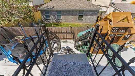 Houston 2-story, 5-bed 10915 Chelsea Knoll Lane-idx