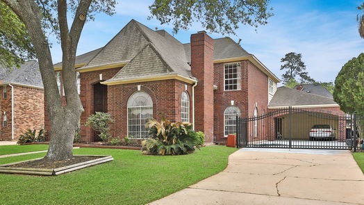 Houston 2-story, 5-bed 3303 Amber Forest Drive Drives-idx