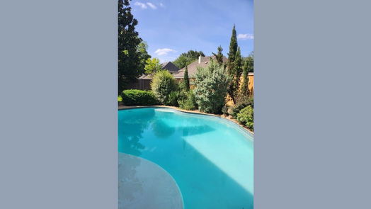 Houston 2-story, 6-bed 15206 Dawnbrook Drive-idx