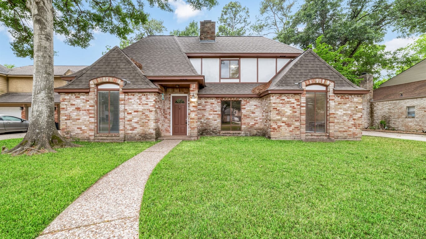 Houston 2-story, 4-bed 15603 Dawnbrook Drive-idx