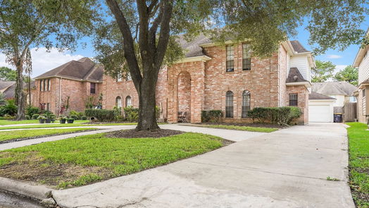 Houston 2-story, 4-bed 15311 Dawnbrook Drive-idx