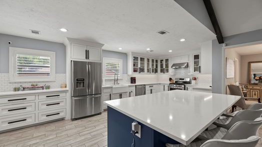 Houston null-story, 4-bed 16711 Creeklea Road-idx