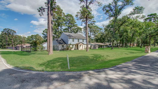 Houston 2-story, 4-bed 16922 Creeksouth Road-idx