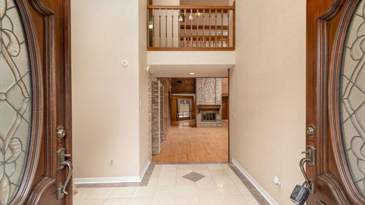 Houston 2-story, 5-bed 15618 Banty Falls Court-idx