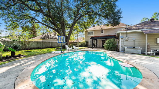 Houston 2-story, 4-bed 15514 Pebble Bend Drive Drive-idx