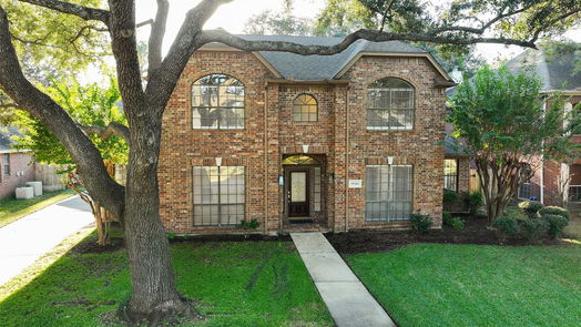 Houston 2-story, 3-bed 15103 Dawnbrook Drive-idx