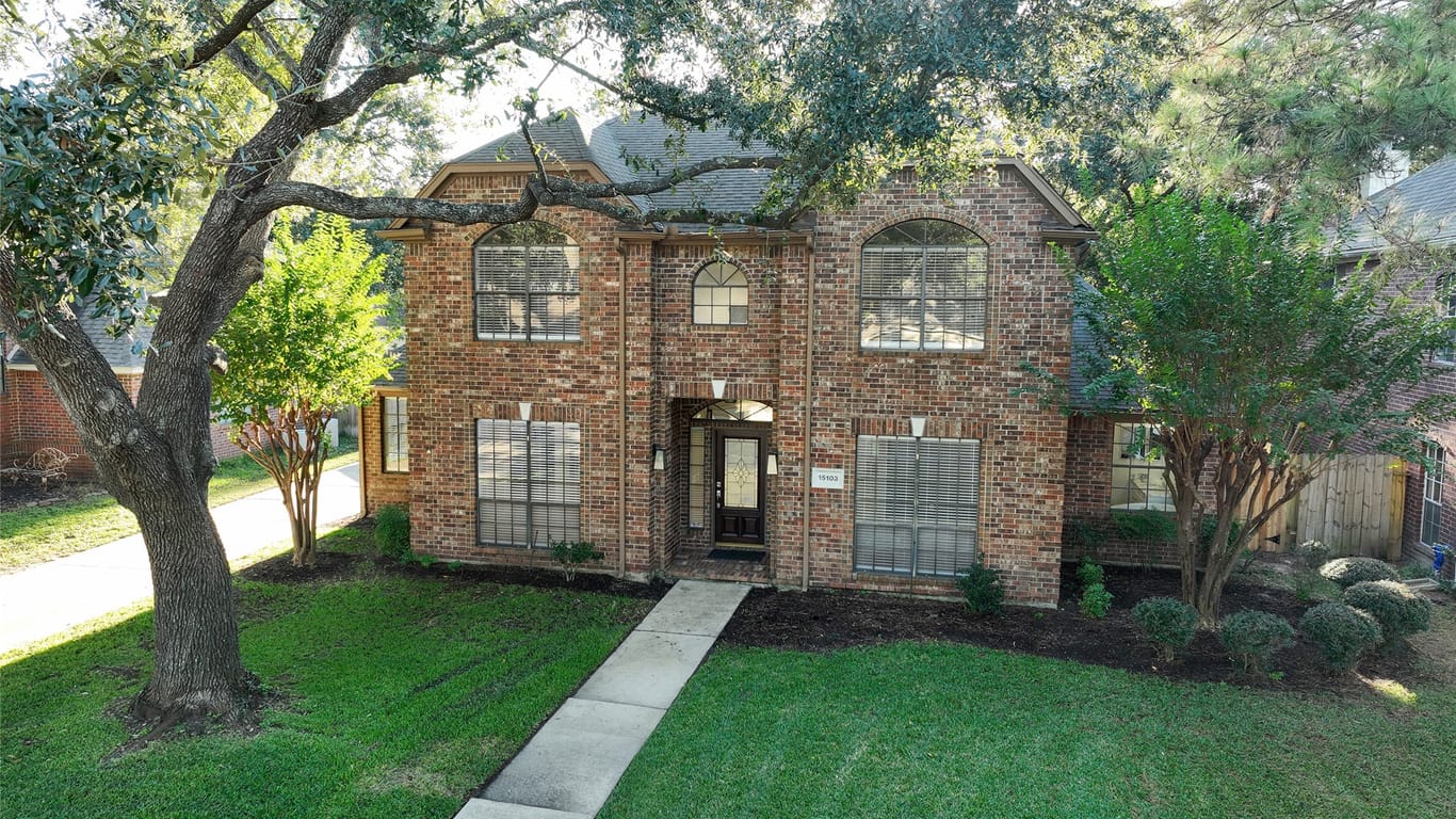 Houston 2-story, 3-bed 15103 Dawnbrook Drive-idx