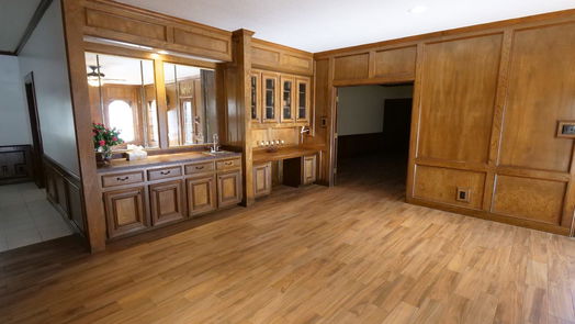 Houston 2-story, 5-bed 4202 Astwood Court-idx