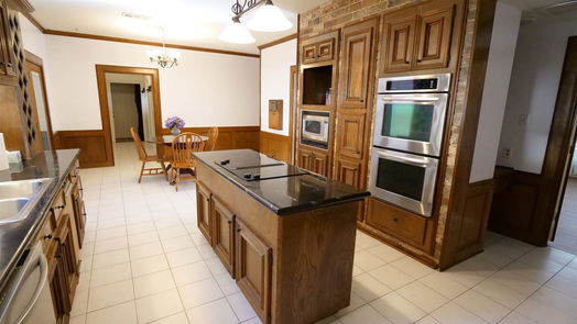 Houston 2-story, 5-bed 4202 Astwood Court-idx