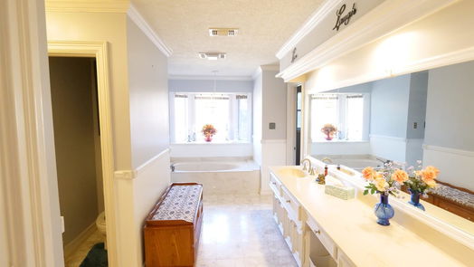 Houston 2-story, 5-bed 4202 Astwood Court-idx