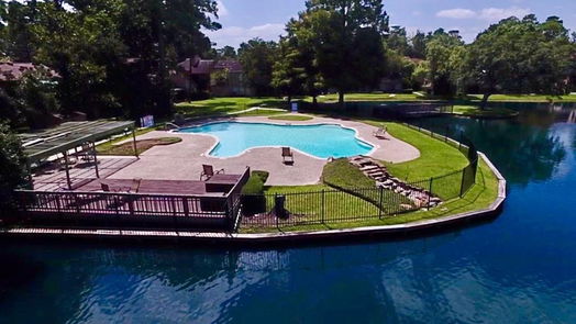 Houston 1-story, 2-bed 112 Old Bridge Lake-idx