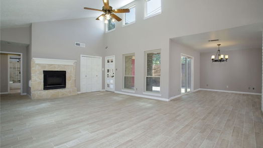 Houston 1-story, 2-bed 112 Old Bridge Lake-idx