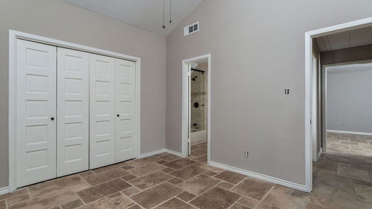 Houston 1-story, 2-bed 112 Old Bridge Lake-idx