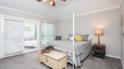 Houston 1-story, 2-bed 5718 Champions Glen Drive-idx