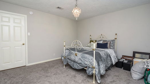 Houston 1-story, 2-bed 5718 Champions Glen Drive-idx