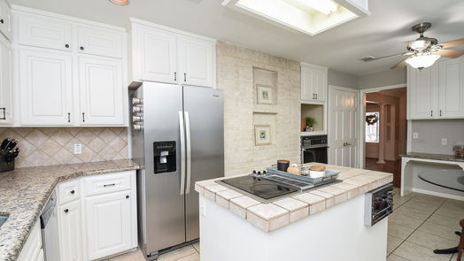 Houston 1-story, 2-bed 5718 Champions Glen Drive-idx