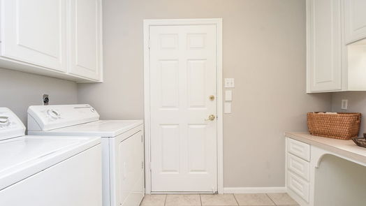 Houston 1-story, 2-bed 5718 Champions Glen Drive-idx