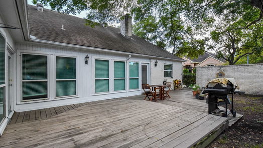 Houston 1-story, 2-bed 5718 Champions Glen Drive-idx
