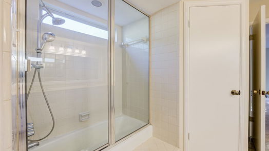 Houston 2-story, 3-bed 204 Old Bridge Lake-idx