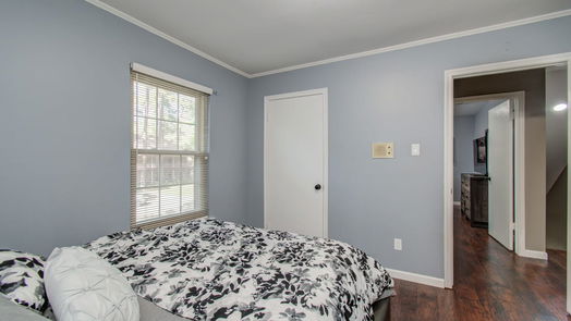 Houston 2-story, 4-bed 5315 Lookout Mountain Drive-idx