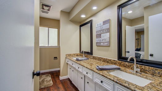 Houston 2-story, 4-bed 5315 Lookout Mountain Drive-idx