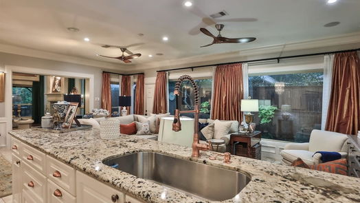 Houston 2-story, 4-bed 6922 Fawncliff Drive-idx