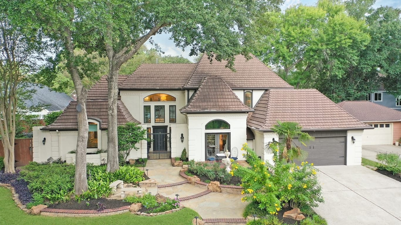 Houston 2-story, 4-bed 6922 Fawncliff Drive-idx