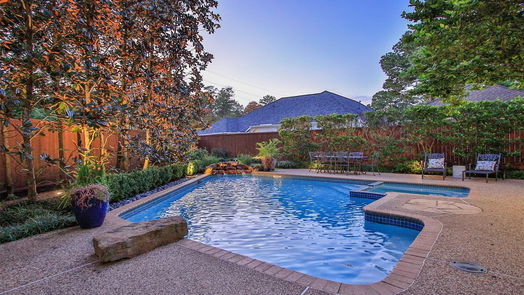 Houston 2-story, 4-bed 6922 Fawncliff Drive-idx