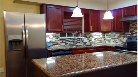 Houston 2-story, 12-bed 4710 Cashel Circle Circle-idx