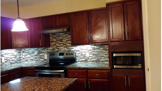 Houston 2-story, 12-bed 4710 Cashel Circle Circle-idx