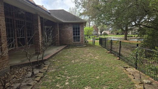 Houston 2-story, 3-bed 6650 Camptown Circle-idx