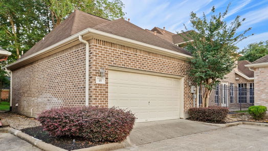 Houston 2-story, 3-bed 15 Villa Bend Drive-idx