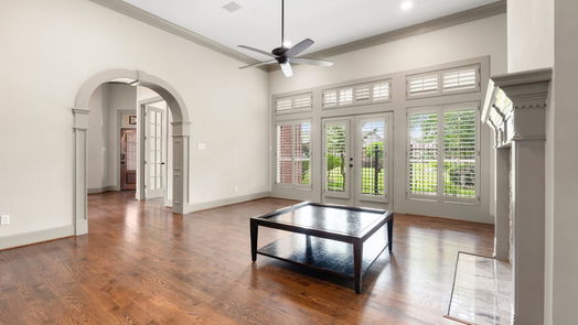 Houston 1-story, 3-bed 20 Villa Bend Drive-idx