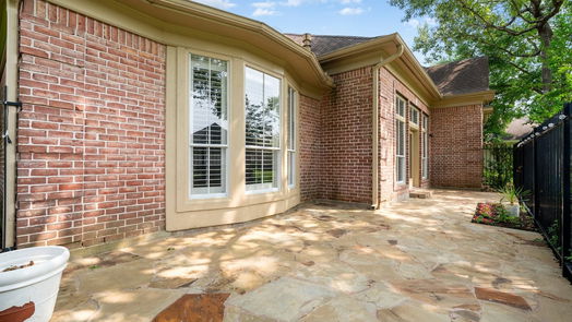 Houston 1-story, 3-bed 20 Villa Bend Drive-idx