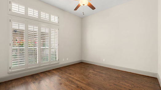 Houston 1-story, 3-bed 20 Villa Bend Drive-idx